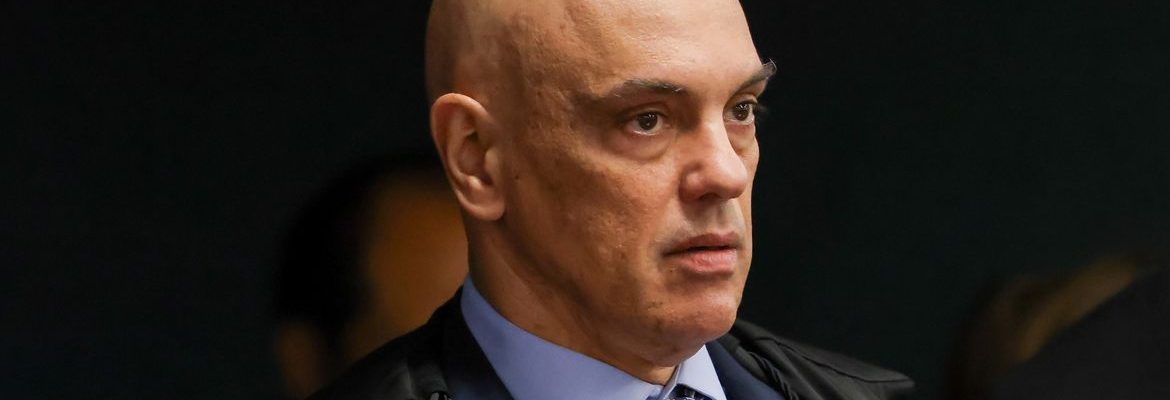Moraes dá 48h para Bolsonaro explicar documento com pedido de asilo