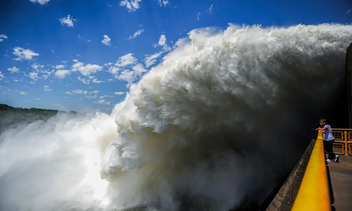 OAB Barro Preto - Hidrelétrica de Itaipu chega ao marco de 3,1 bilhões de MWh produzidos