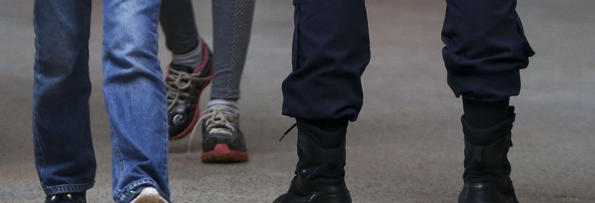 TCE suspende processos seletivos para escolas cívico-militares em SP