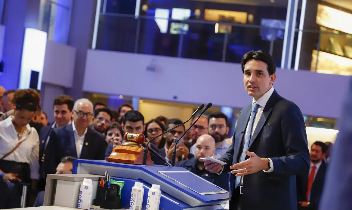 OAB Barro Preto - Obra do túnel Santos-Guarujá deve começar no fim do ano, diz ministro