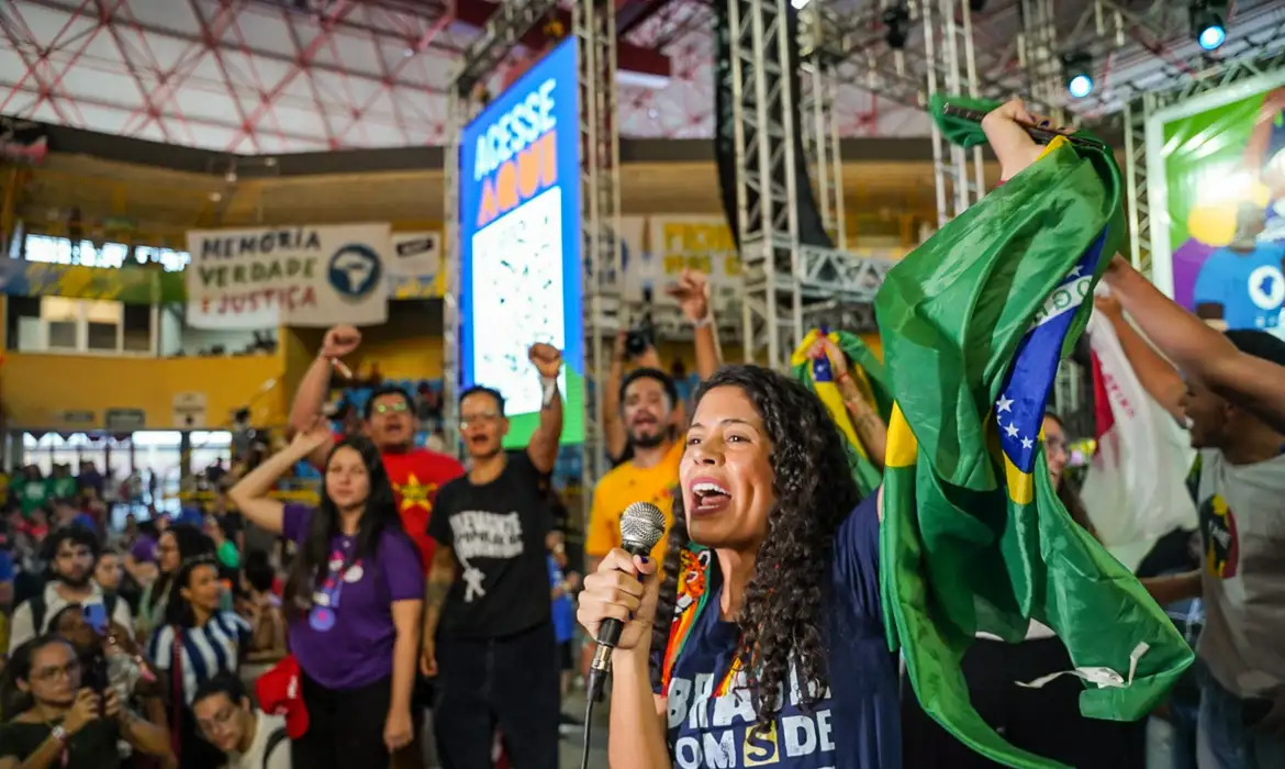 OAB Barro Preto - Gerar sentido de soberania requer políticas públicas, dizem estudiosos